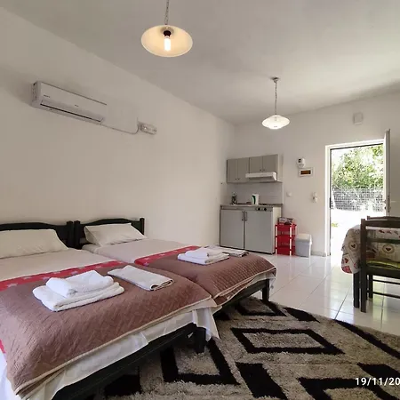 Zinovia Apartment Kato Daratso