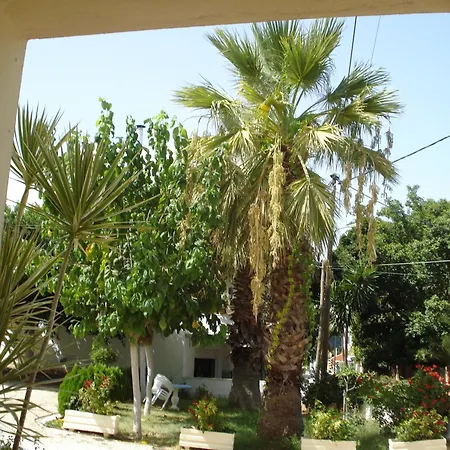 Zinovia Apartment Kato Daratso